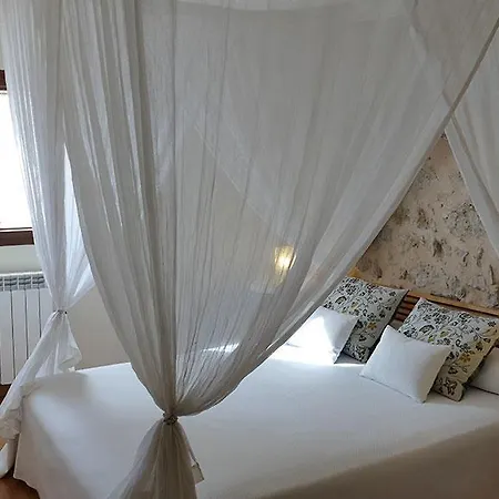 Xana Country house
